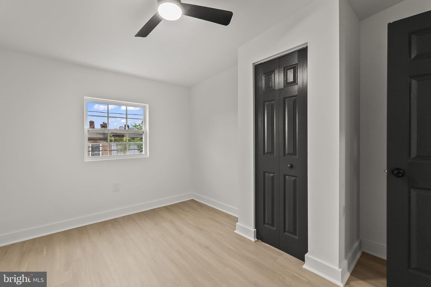 2117 Clifton Ave Property Photo 18