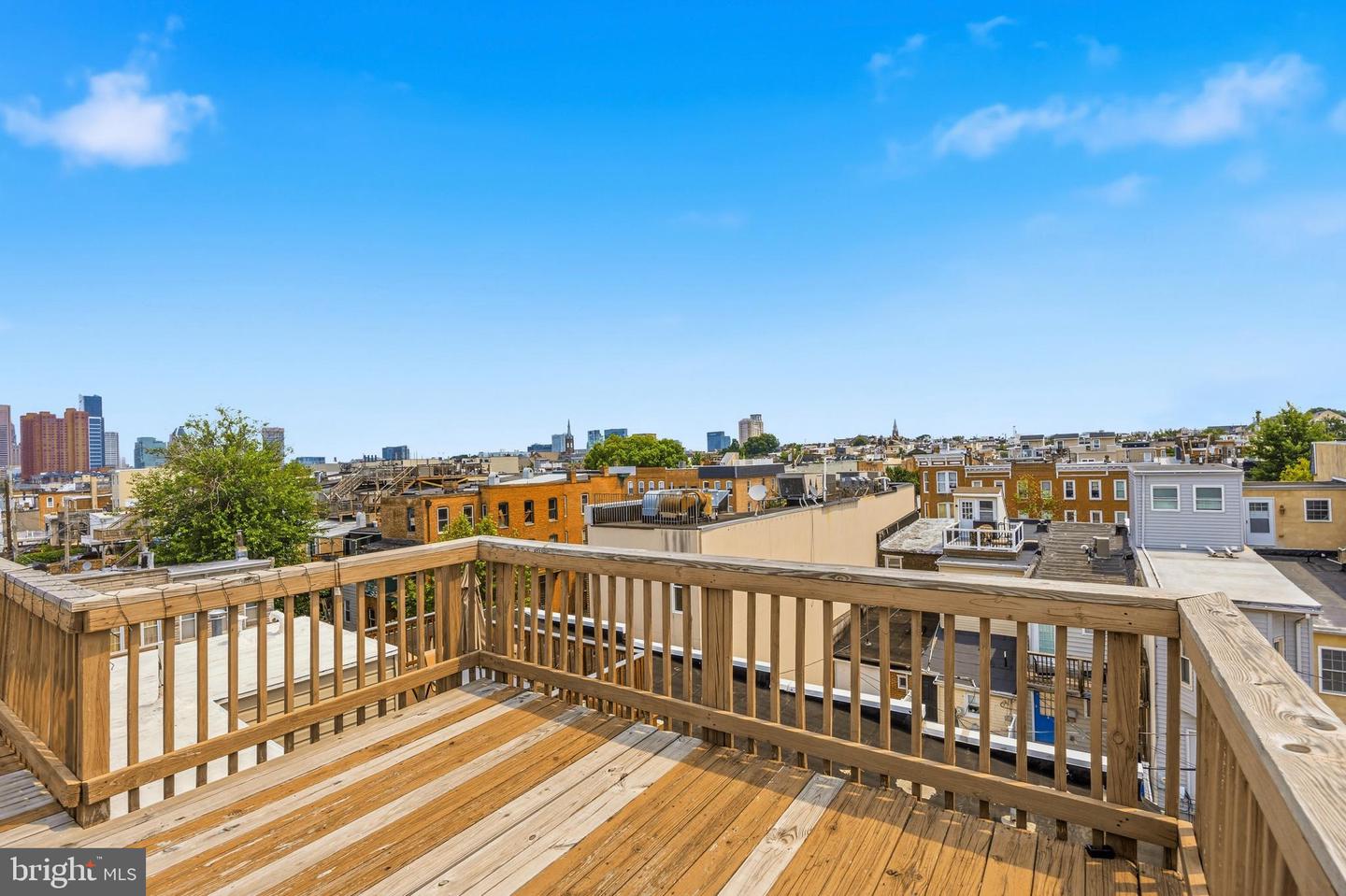 109 Fort Ave W Property Photo 23