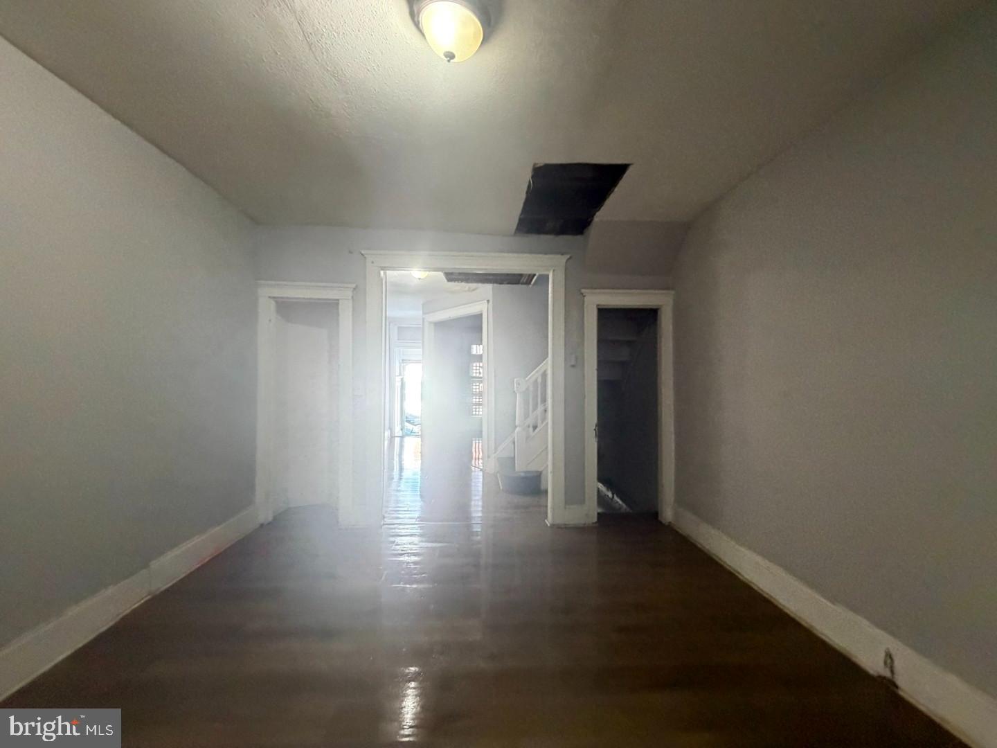 2425 Mcculloh St Property Photo 6