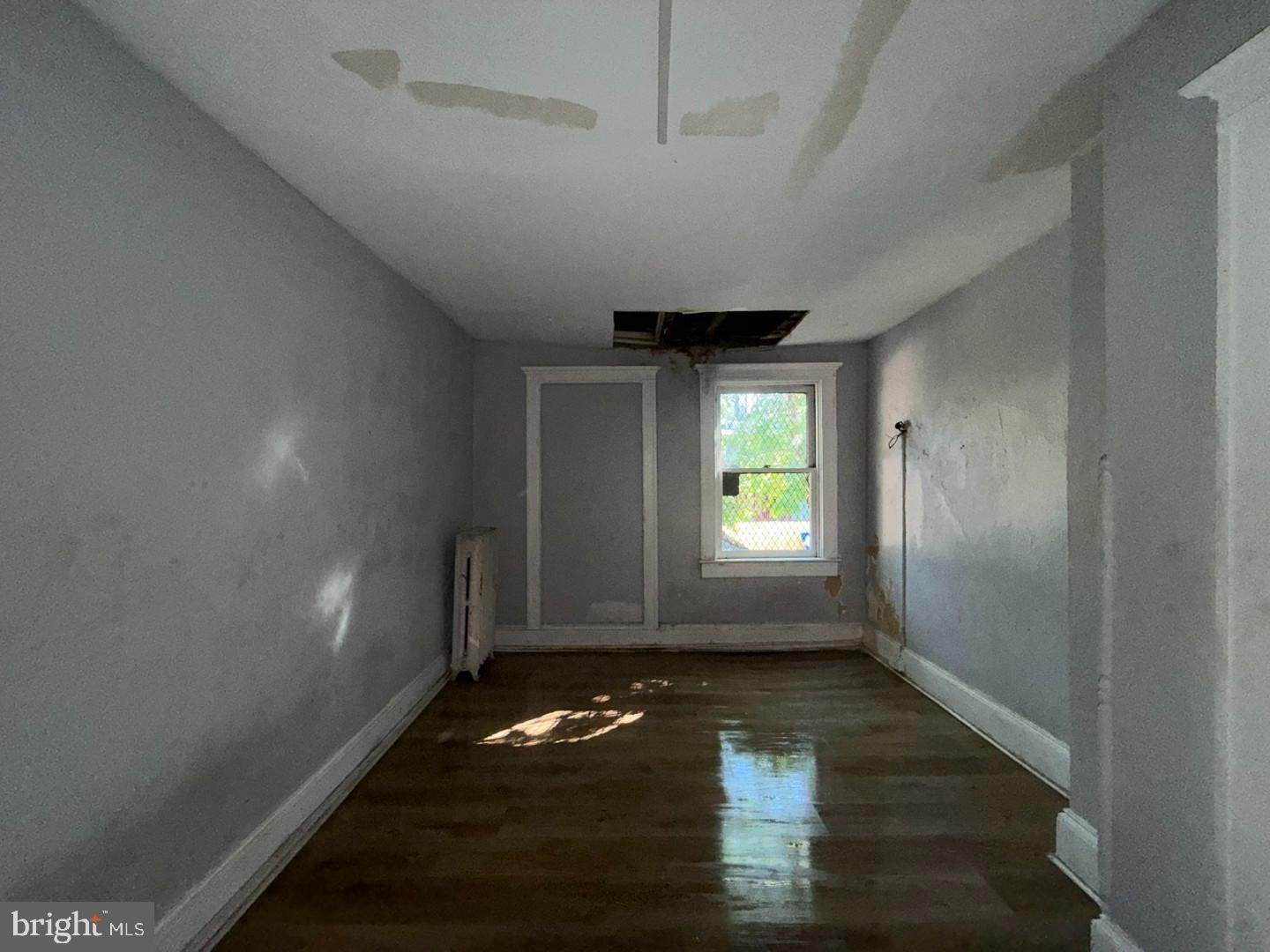 2425 Mcculloh St Property Photo 14