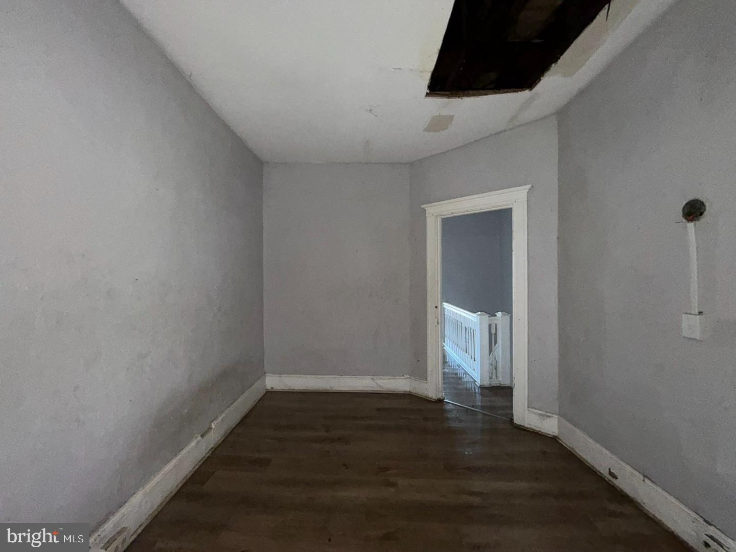 2425 Mcculloh St Property Photo 18