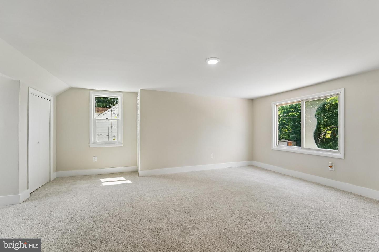 5404 Radecke Ave Property Photo 20