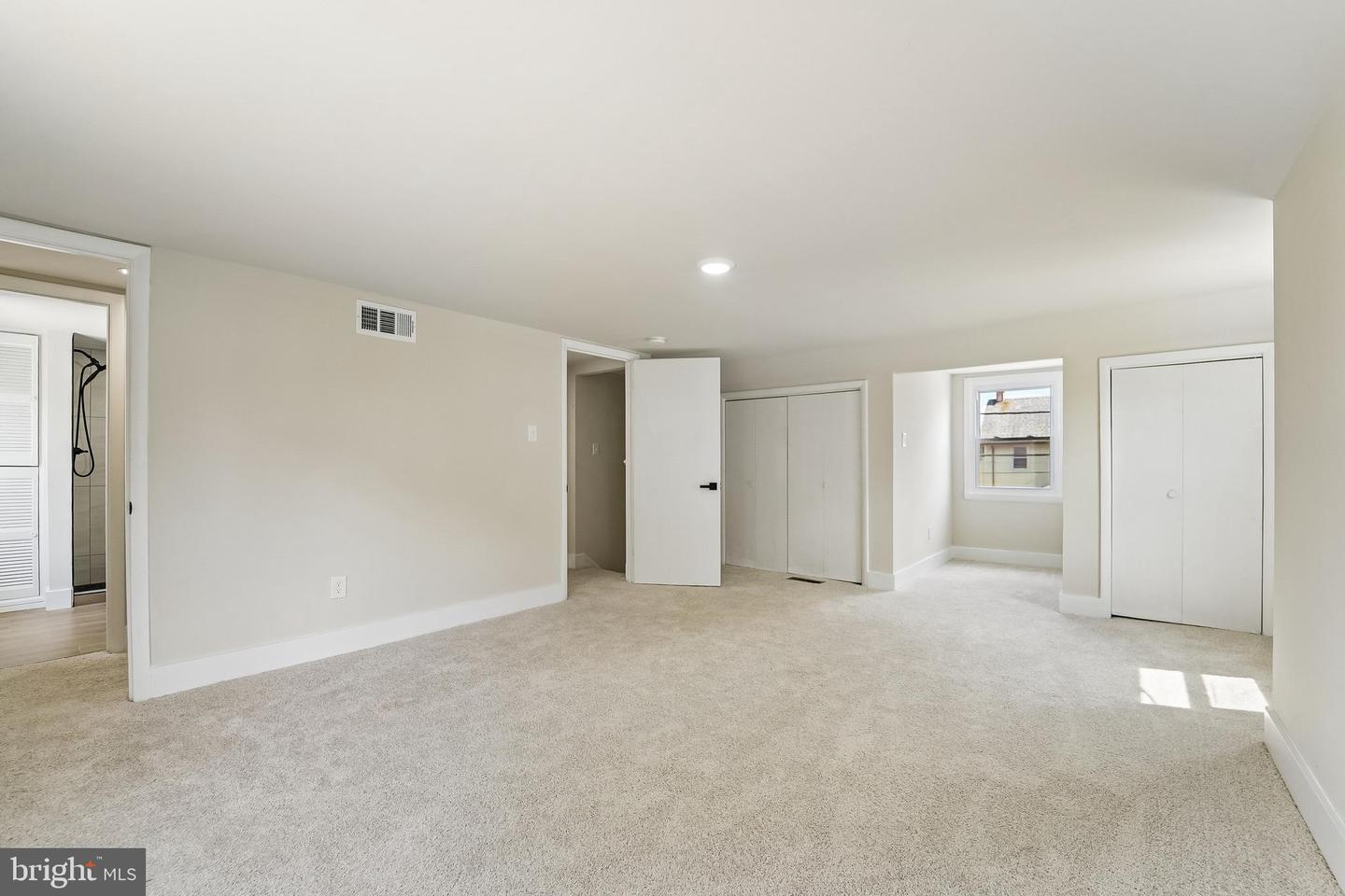 5404 Radecke Ave Property Photo 21