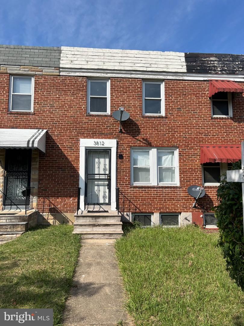 3812 Ravenwood Ave Property Photo 4