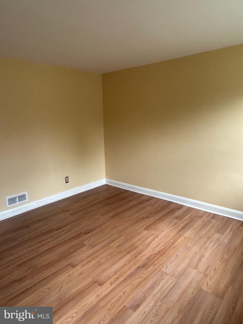 3812 Ravenwood Ave Property Photo 6
