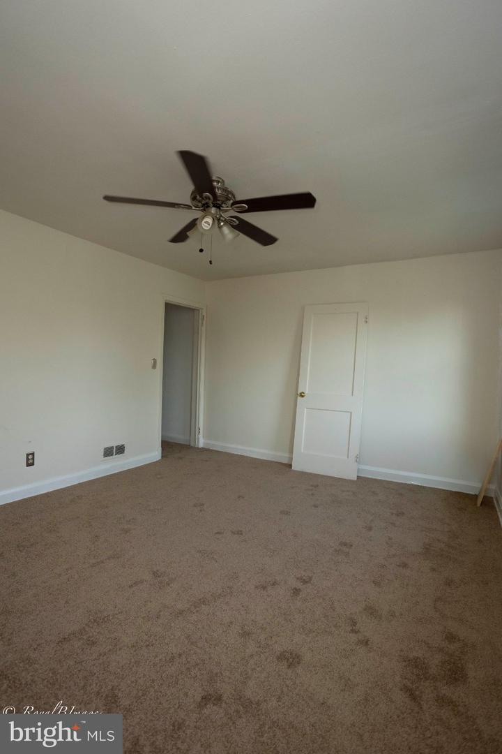 3812 Ravenwood Ave Property Photo 25