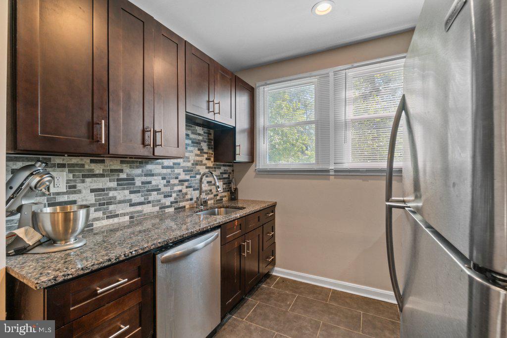 618 Wicklow Rd Property Photo 14