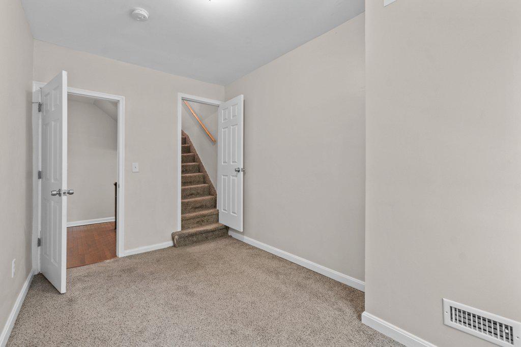 618 Wicklow Rd Property Photo 24