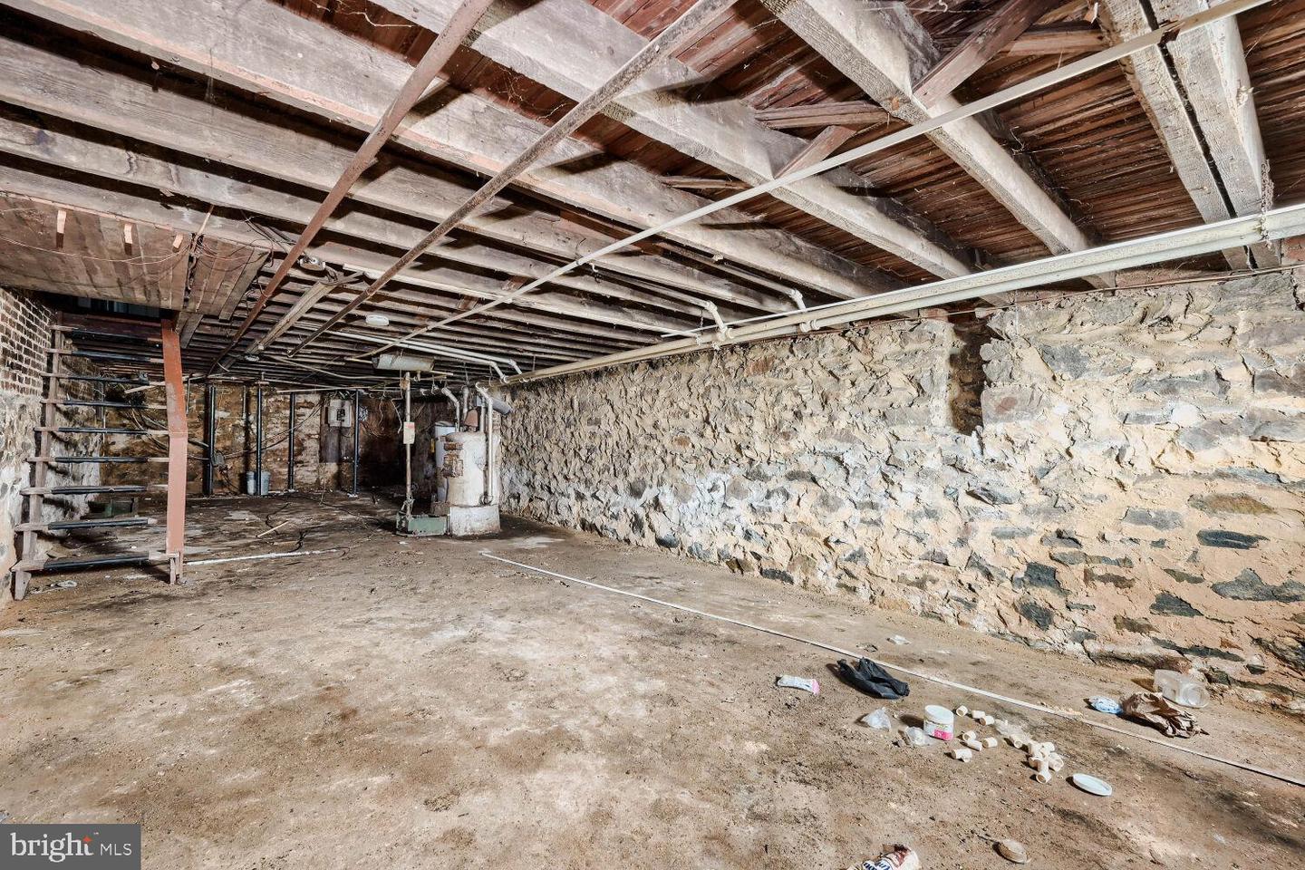 2103 Eagle St Property Photo 8