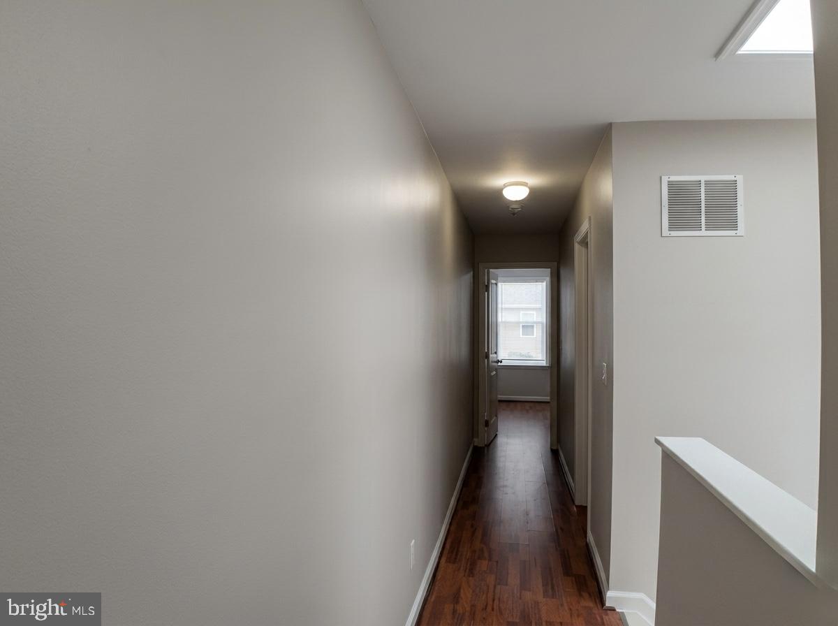 2410 E Fayette St Property Photo 18