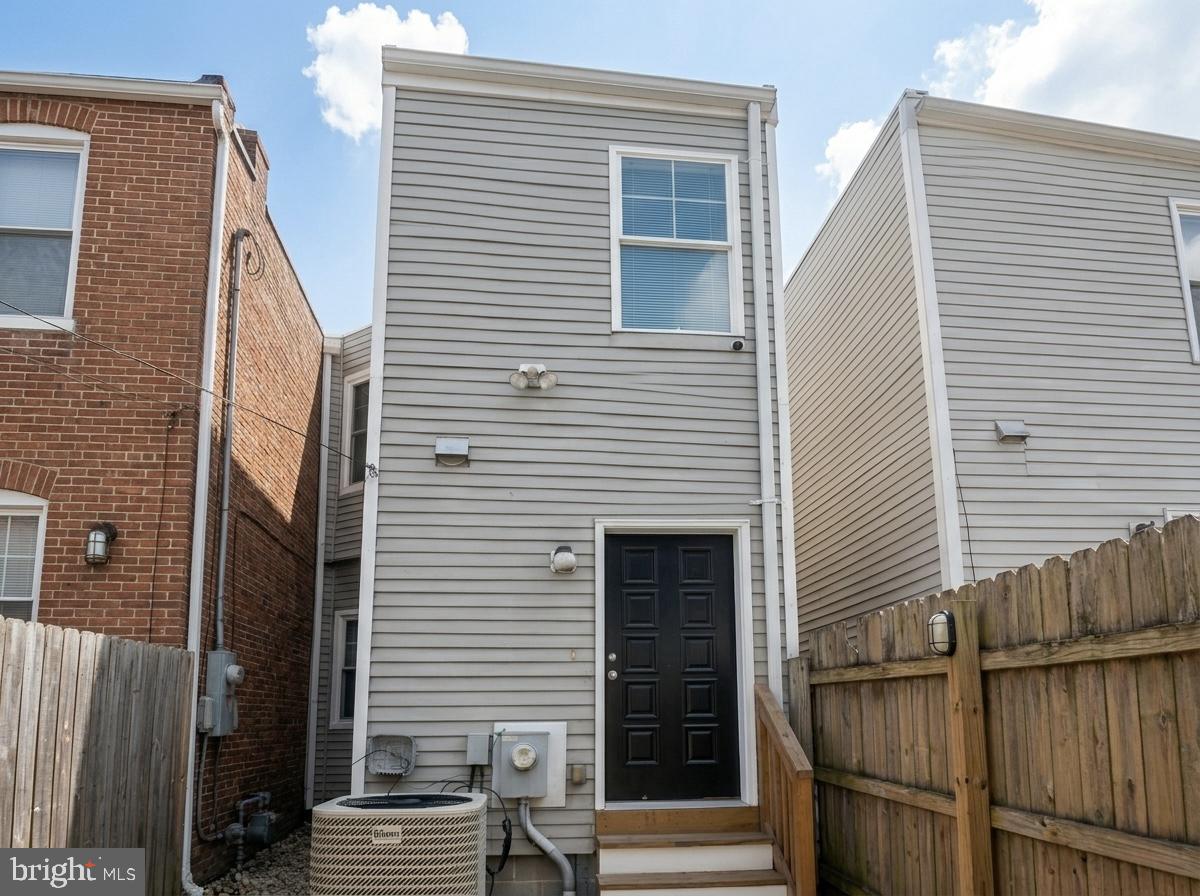 2410 E Fayette St Property Photo 19