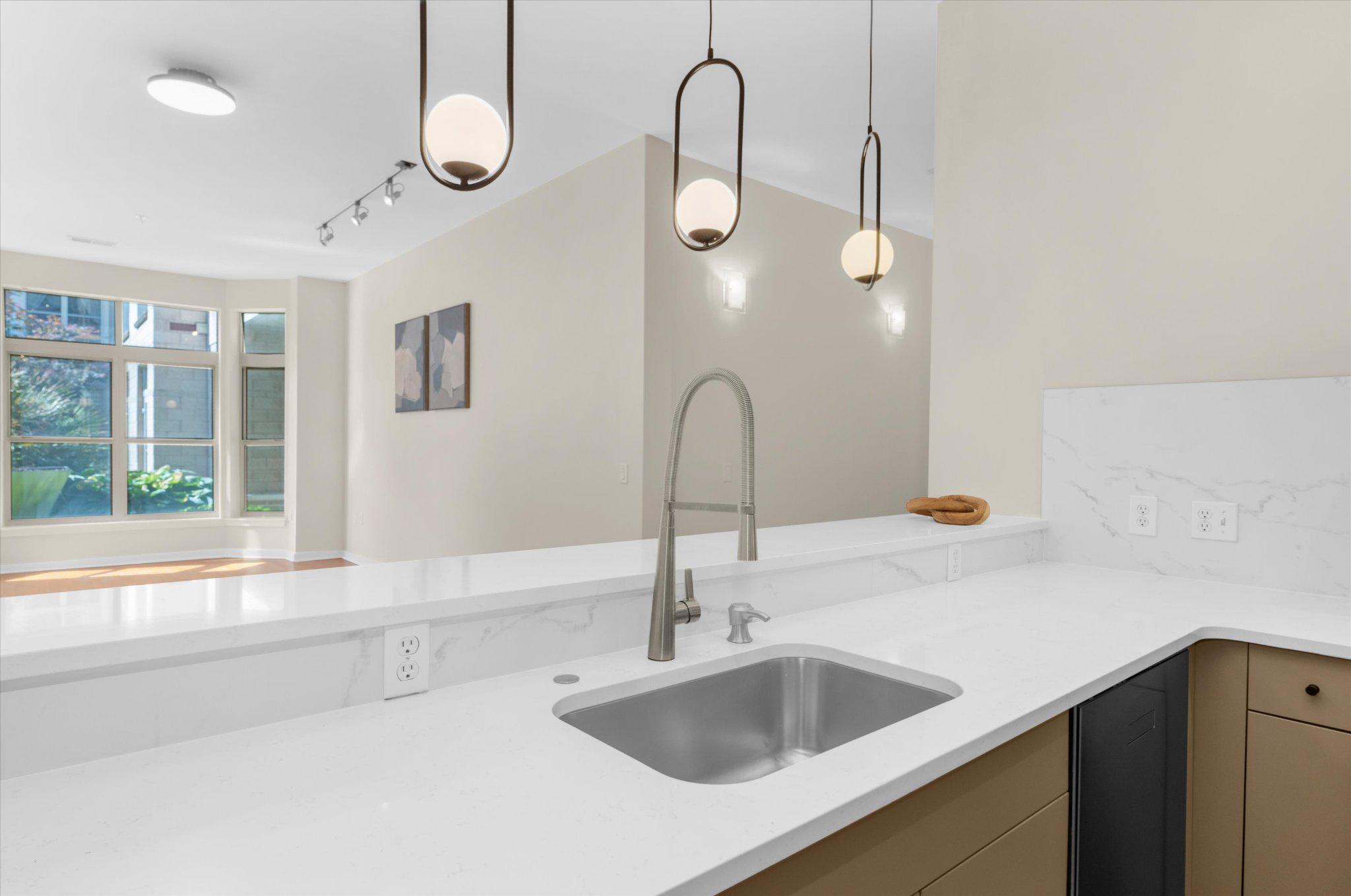 1209 N Charles St #114 Property Photo 11