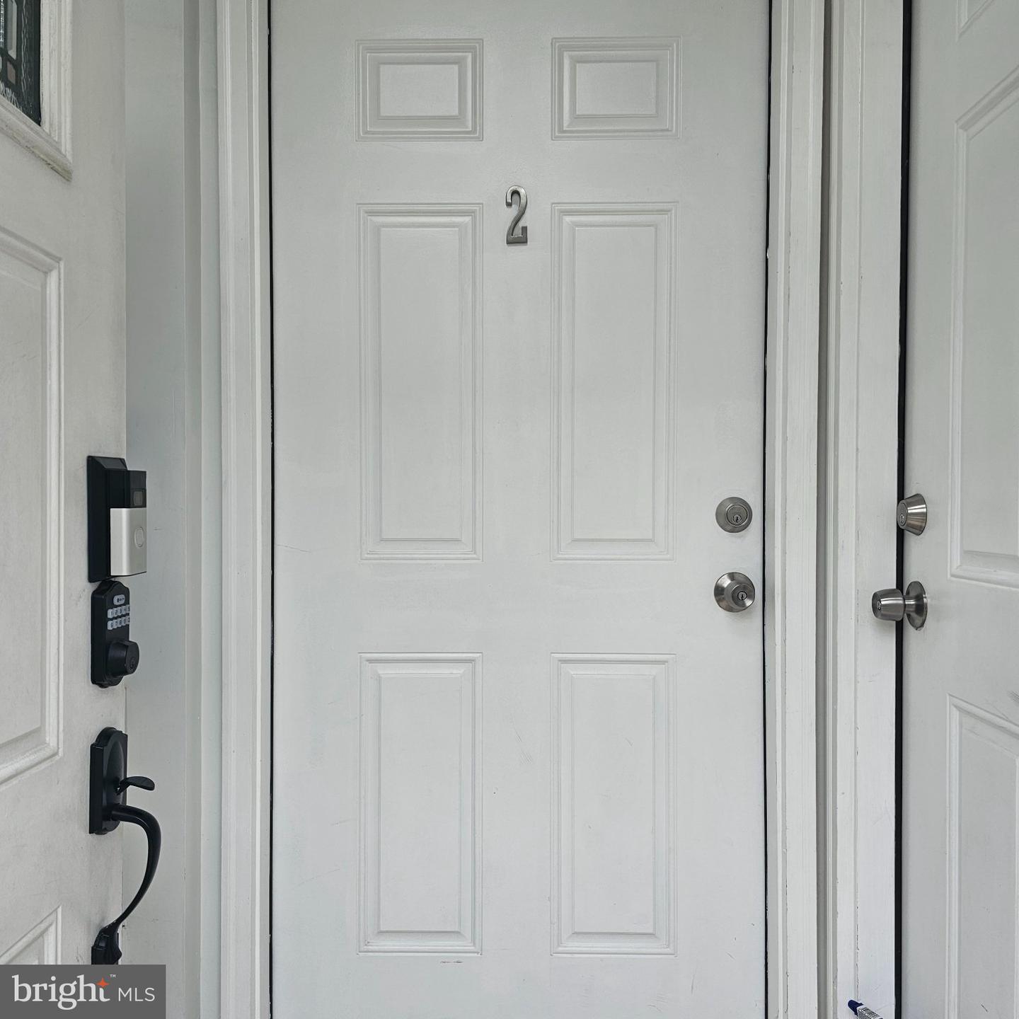 1912 W Baltimore St #2 Property Photo 2