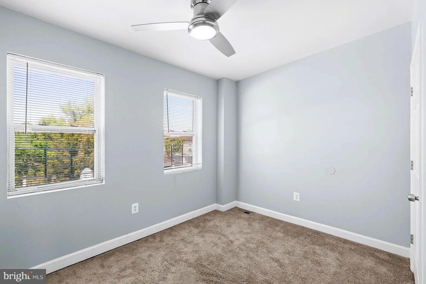 1912 W Baltimore St #2 Property Photo 15