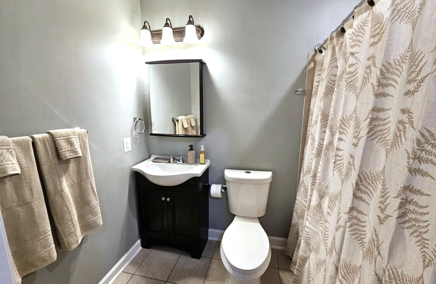 1912 W Baltimore St #2 Property Photo 16
