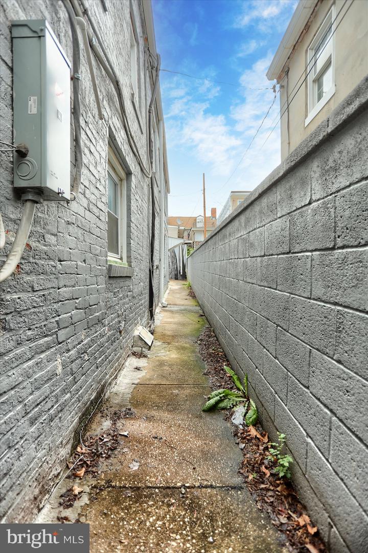 401 S Ann St Property Photo 18