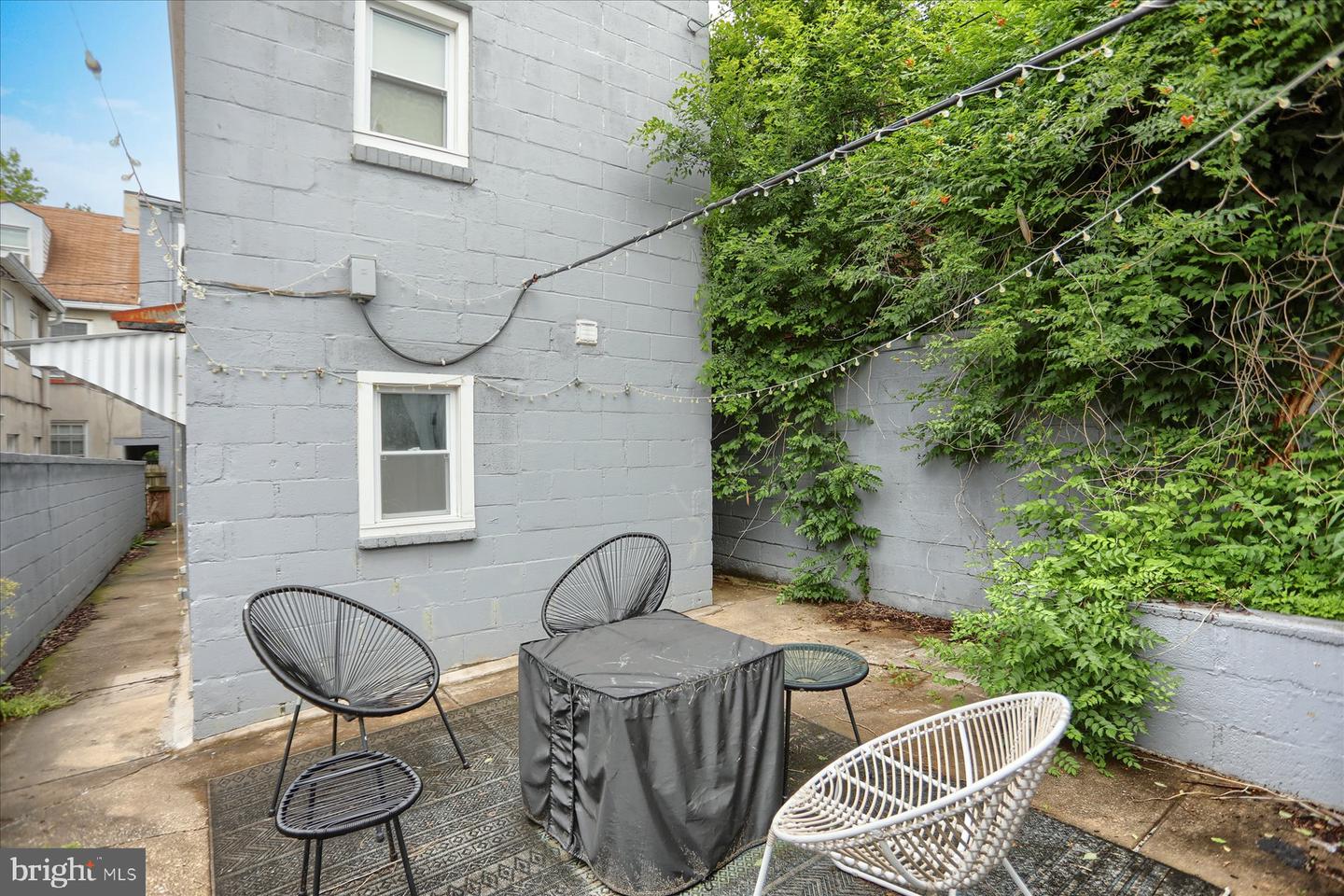 401 S Ann St Property Photo 20