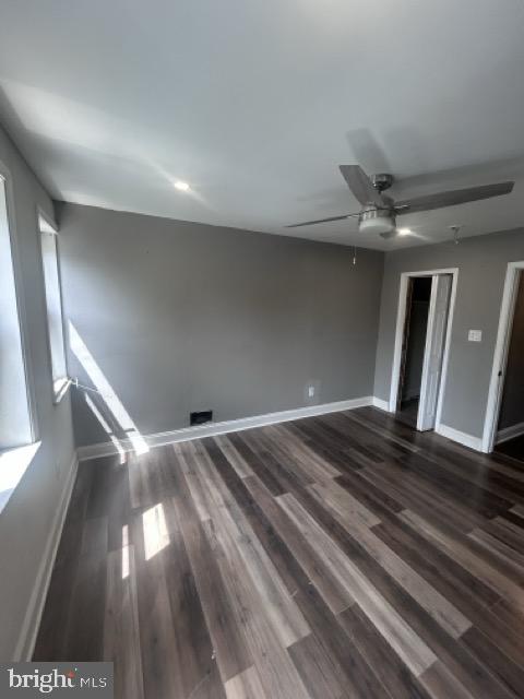 1535 Holbrook St Property Photo 17
