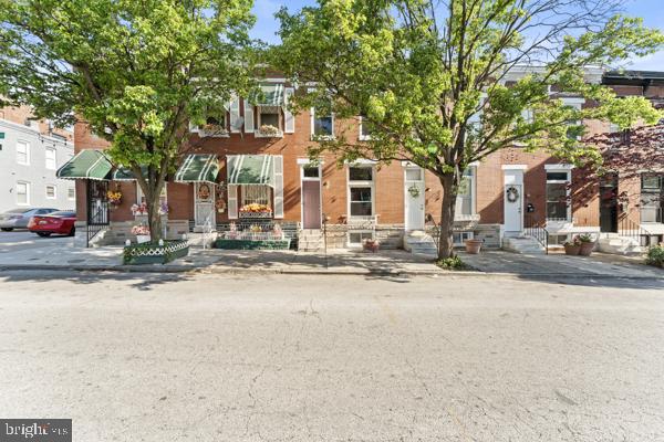 2528 ASHLAND AVE Property Photo 1