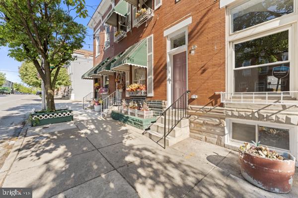 2528 Ashland Ave Property Photo 2