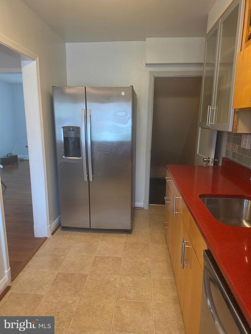 1235 Limit Ave Property Photo 12