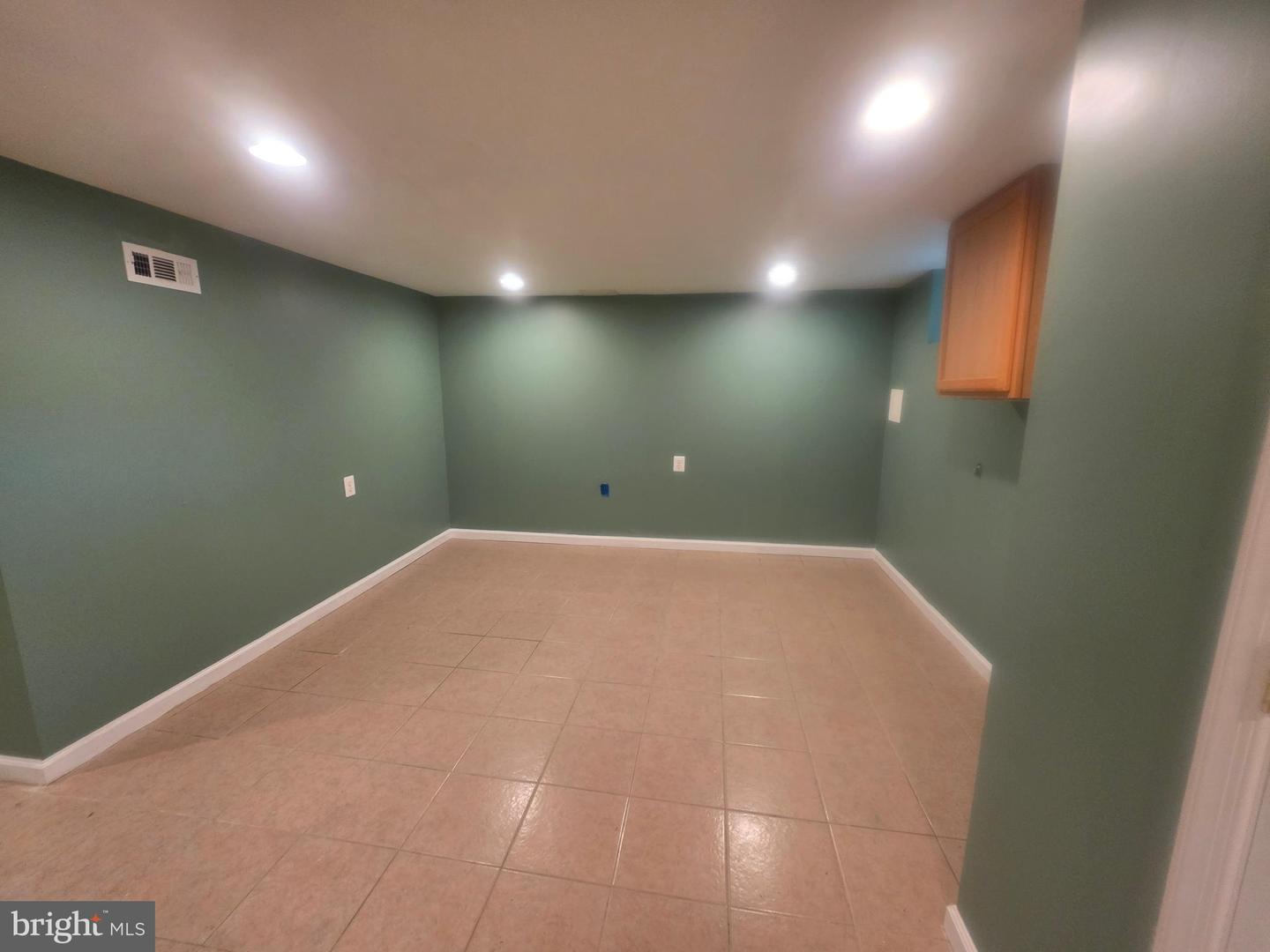 1235 Limit Ave Property Photo 27