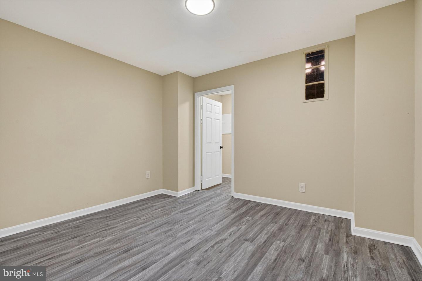 4711 Pennington Ave Property Photo 26