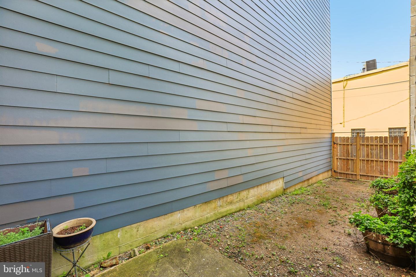 1003 S Belnord Ave Property Photo 46