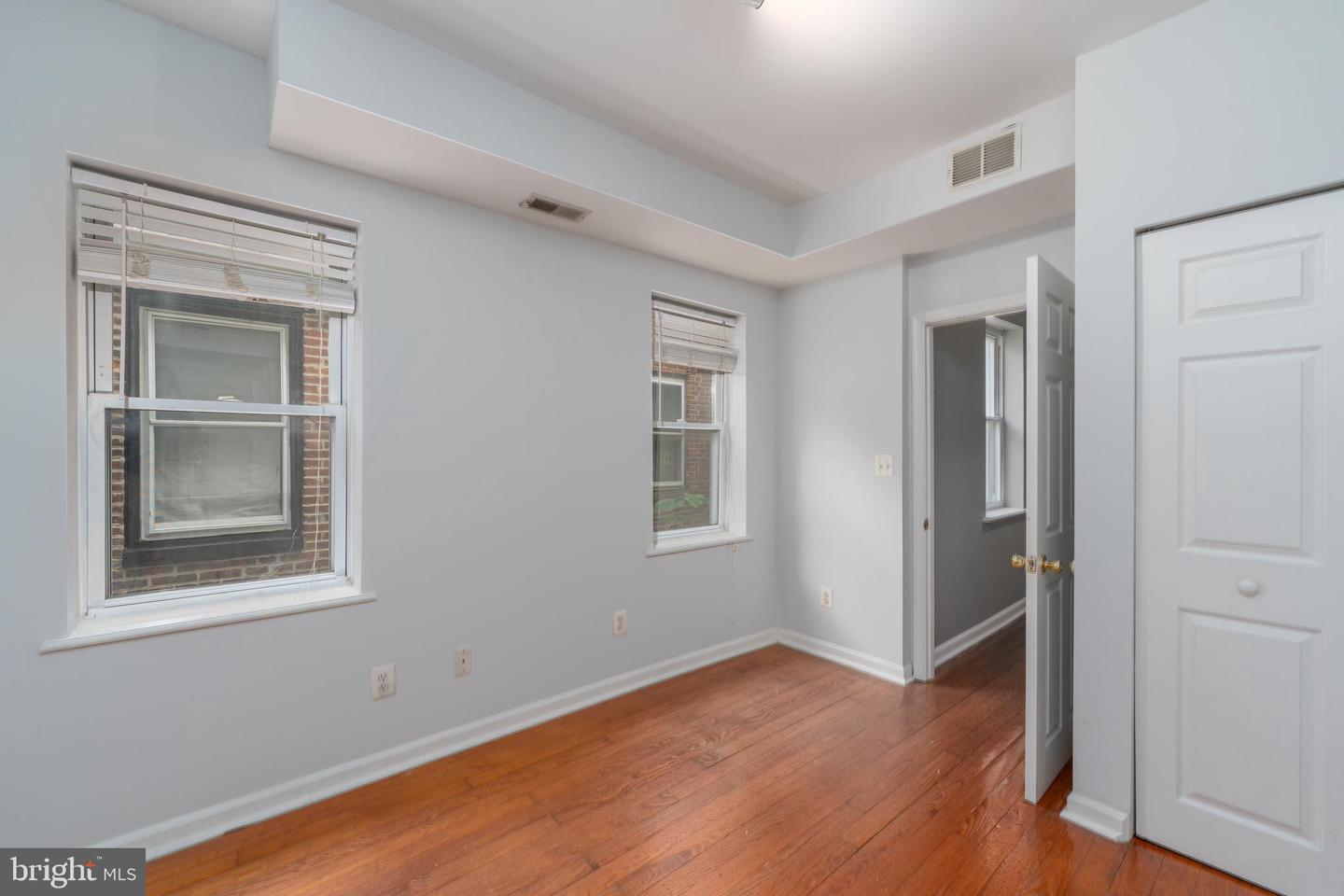 926 S Hanover St Property Photo 24