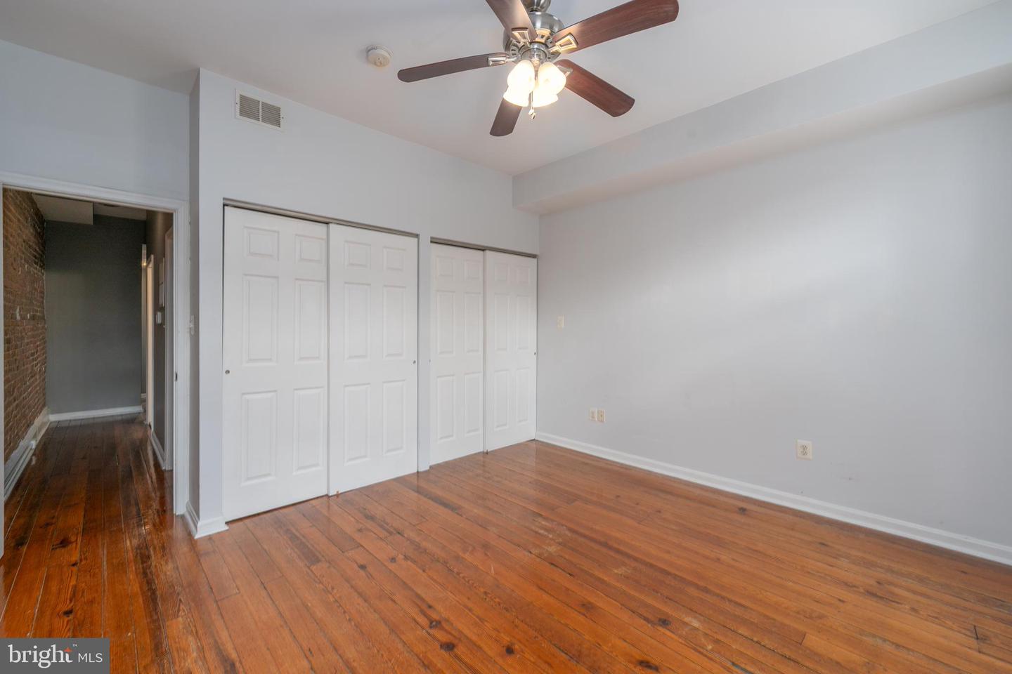 926 S Hanover St Property Photo 33