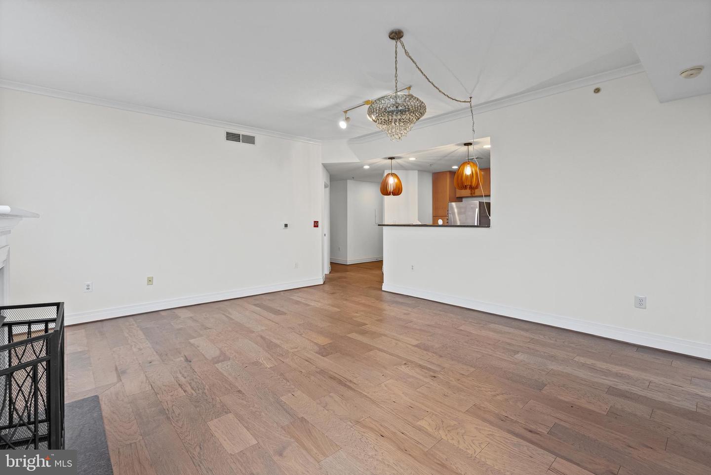 414 Water St #2903 Property Photo 7