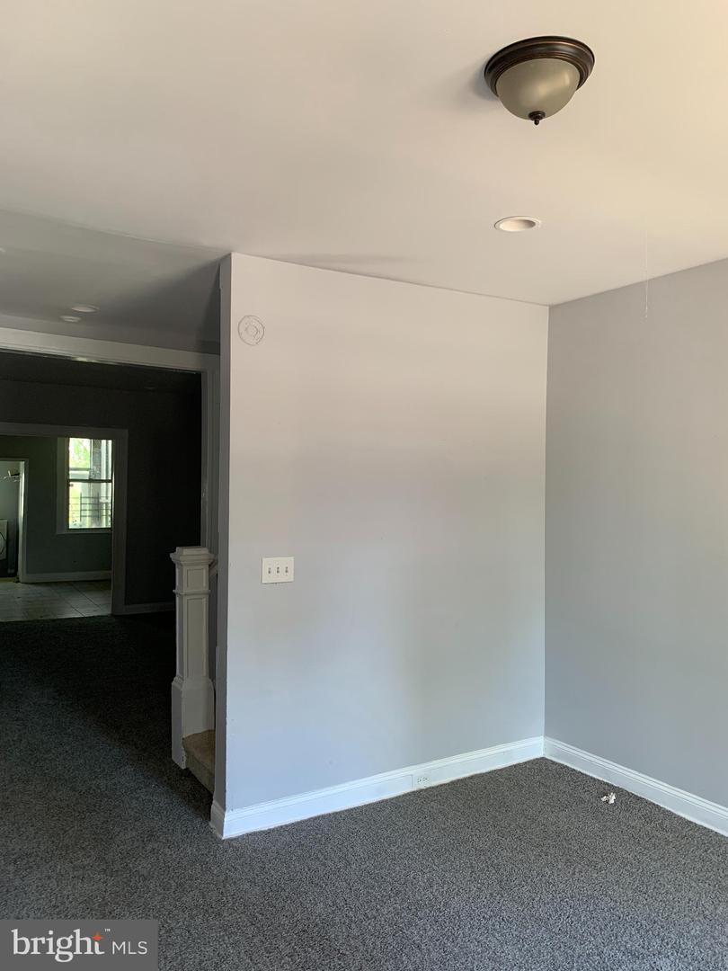 2926 Riggs Ave Property Photo 2