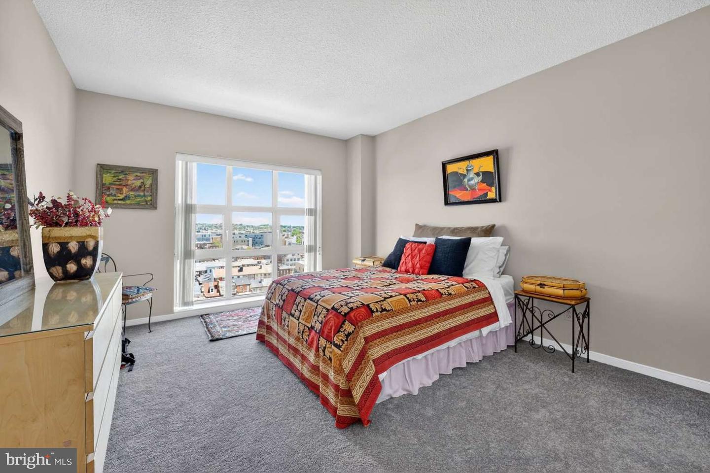 250 President St #805 Property Photo 26