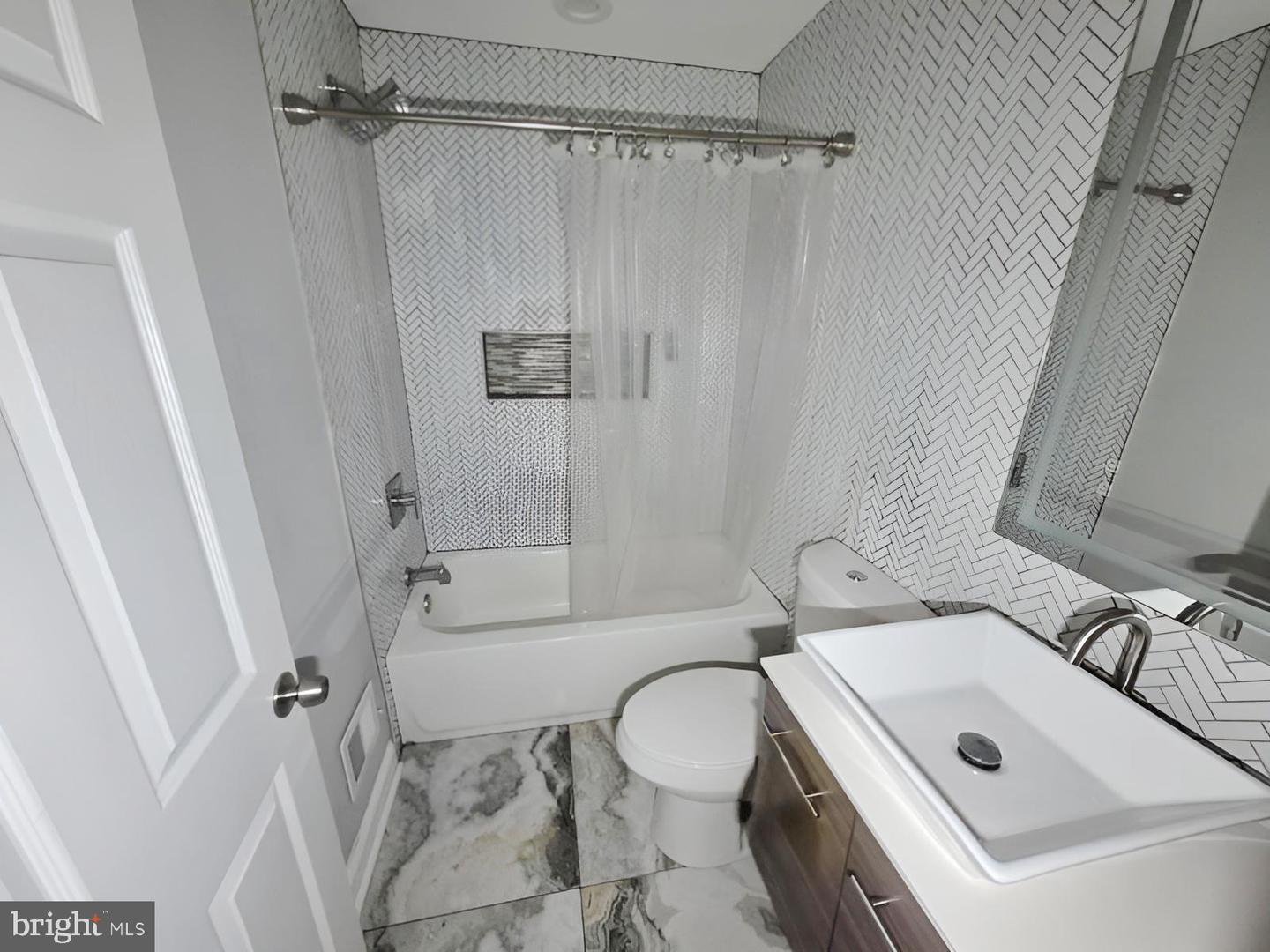 1506 N Wolfe St Property Photo 17