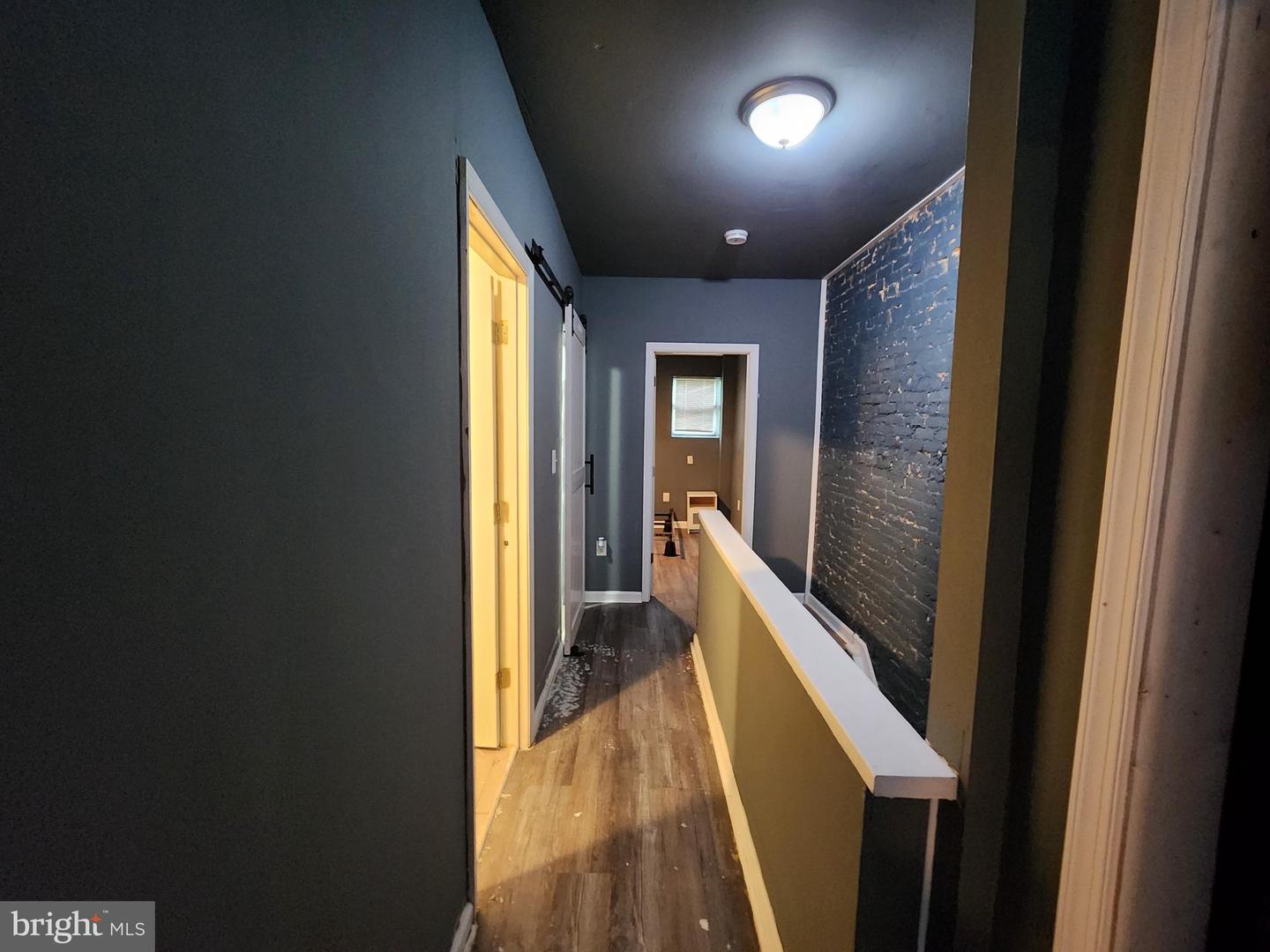 2557 W Baltimore St Property Photo 12