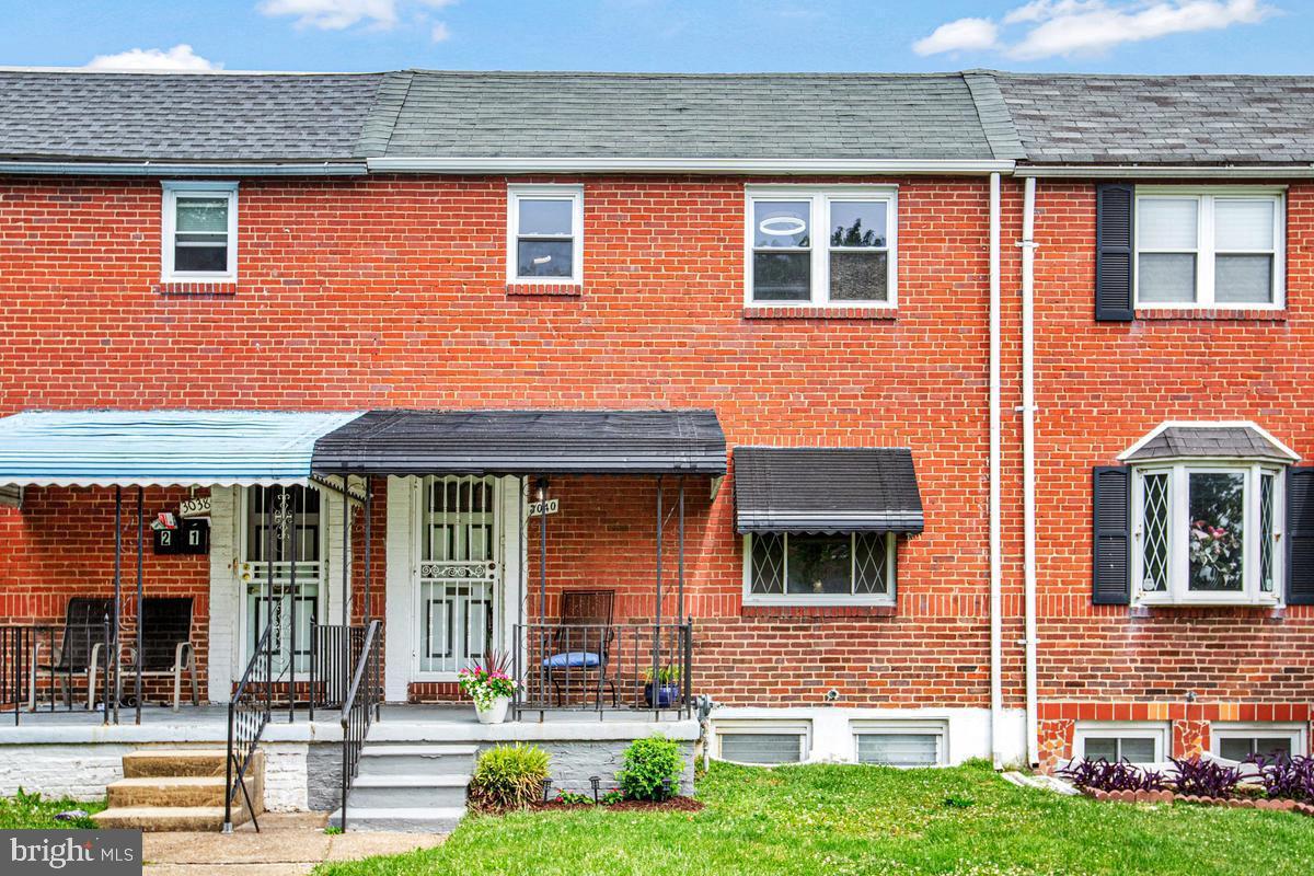 3040 E Federal St Property Photo 1