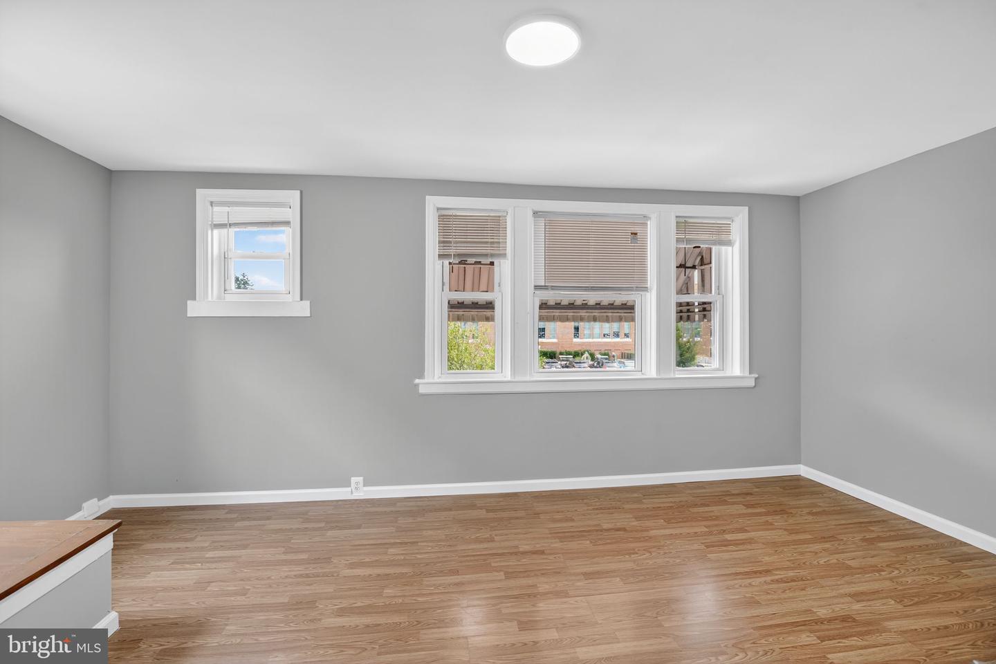 5446 Narcissus Ave Property Photo 18