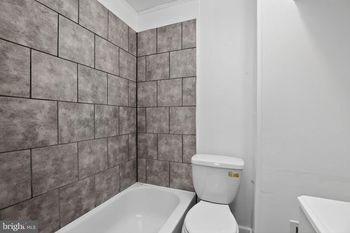 5446 Narcissus Ave Property Photo 32