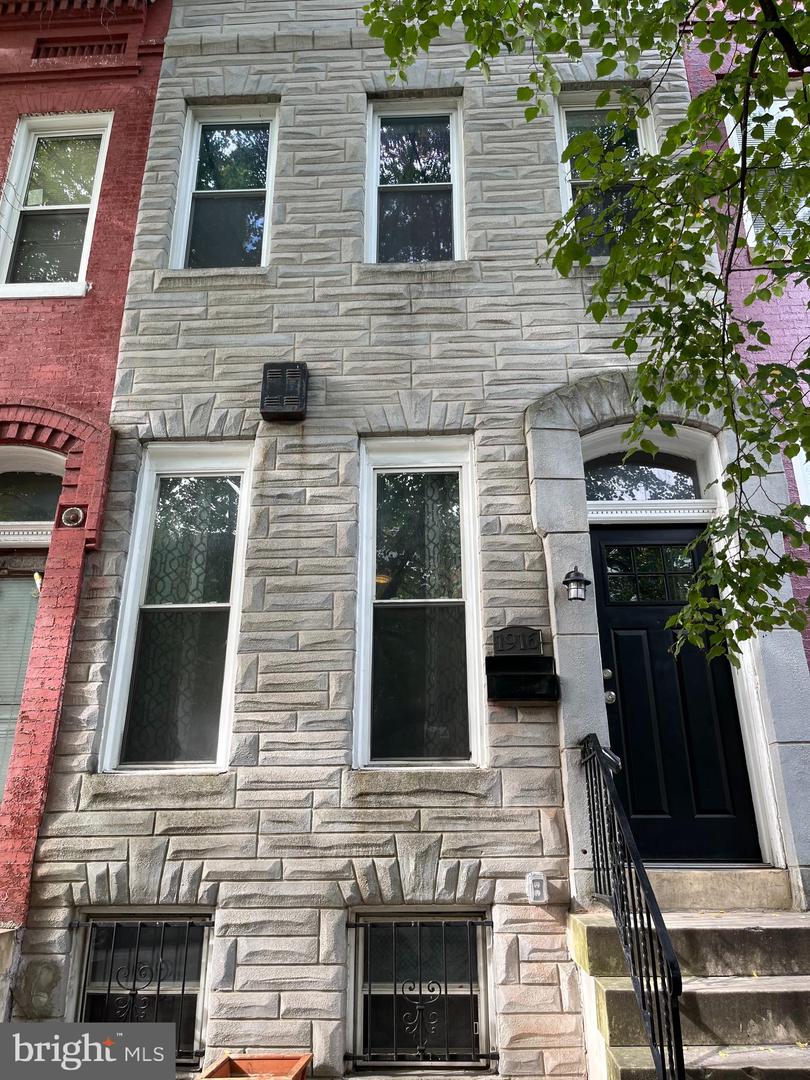 1916 Druid Hill Ave Property Photo 1
