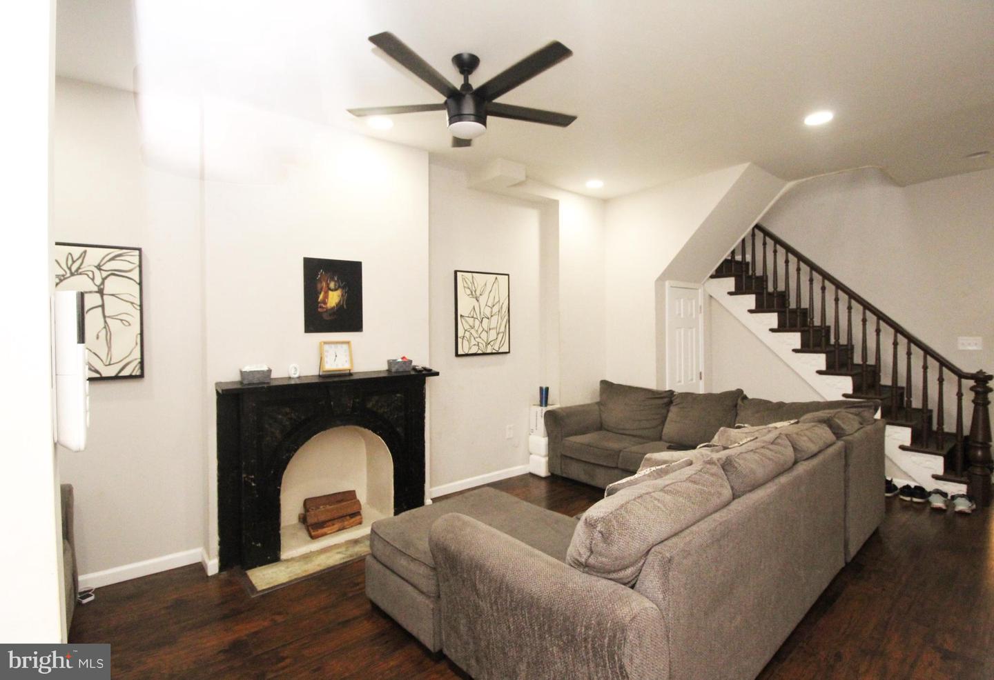 1916 Druid Hill Ave Property Photo 3
