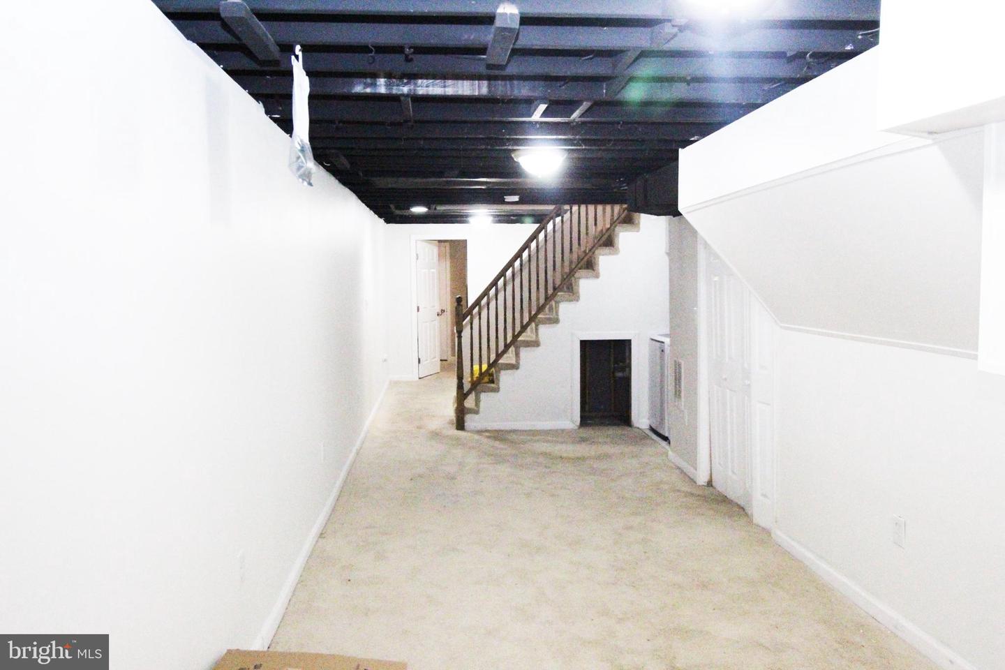 1916 Druid Hill Ave Property Photo 23