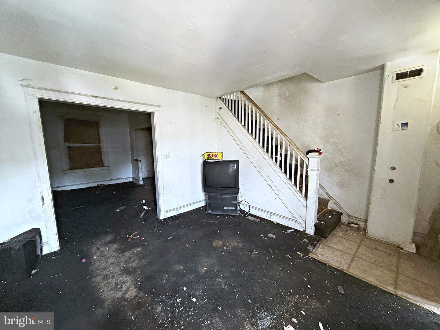 3214 Ravenwood Ave Property Photo 2
