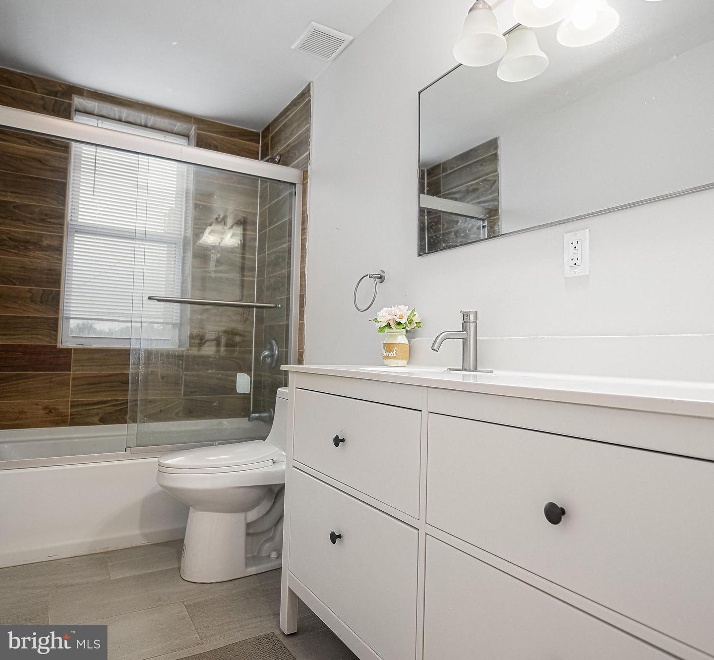 3108 E Baltimore St Property Photo 22