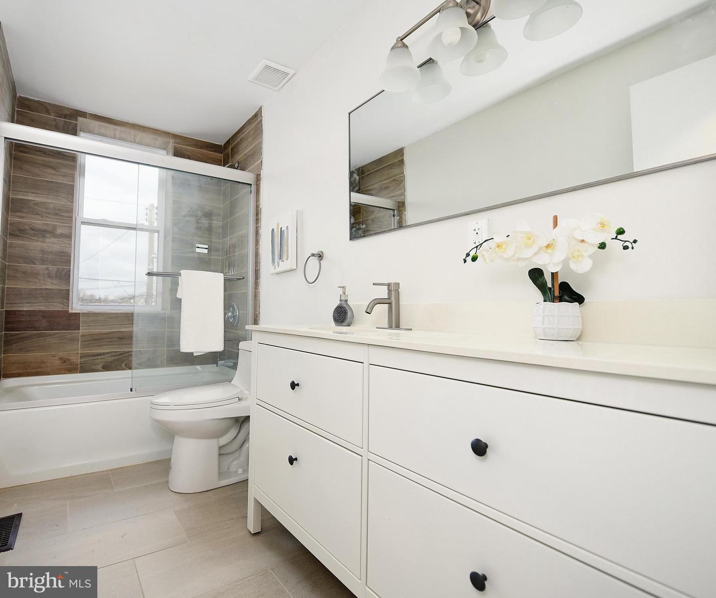 3108 E Baltimore St Property Photo 23