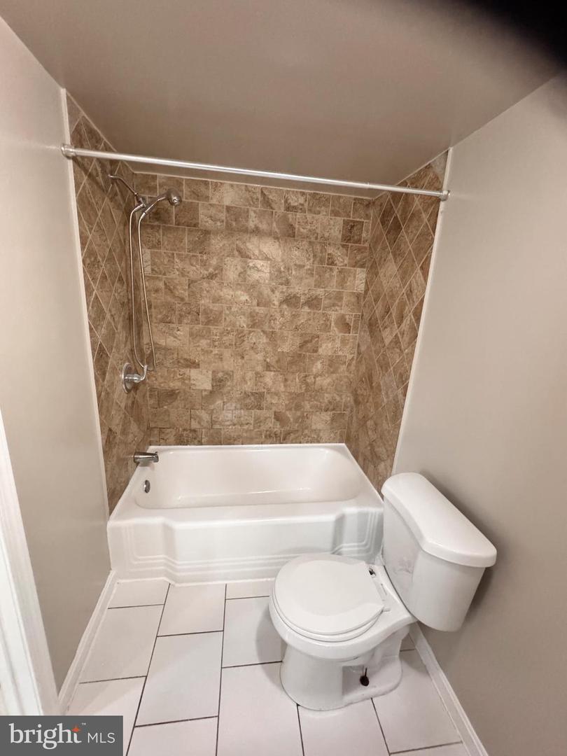 3707 8th St Property Photo 16