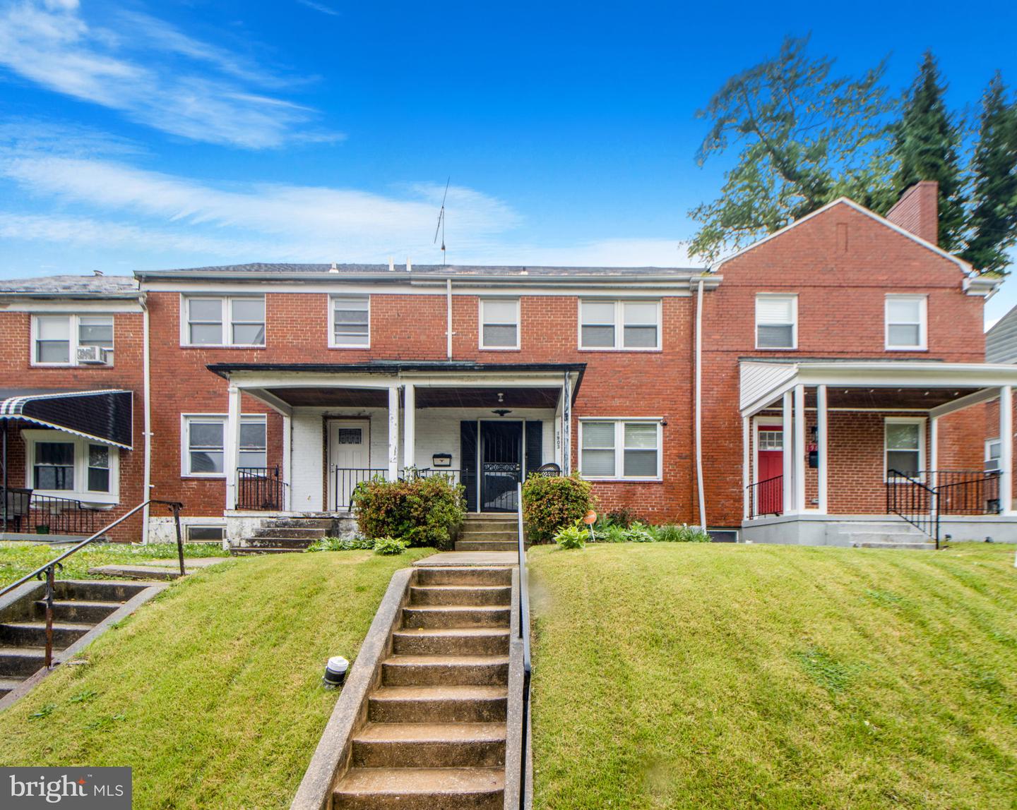 1903 Heathfield Rd Property Photo 1