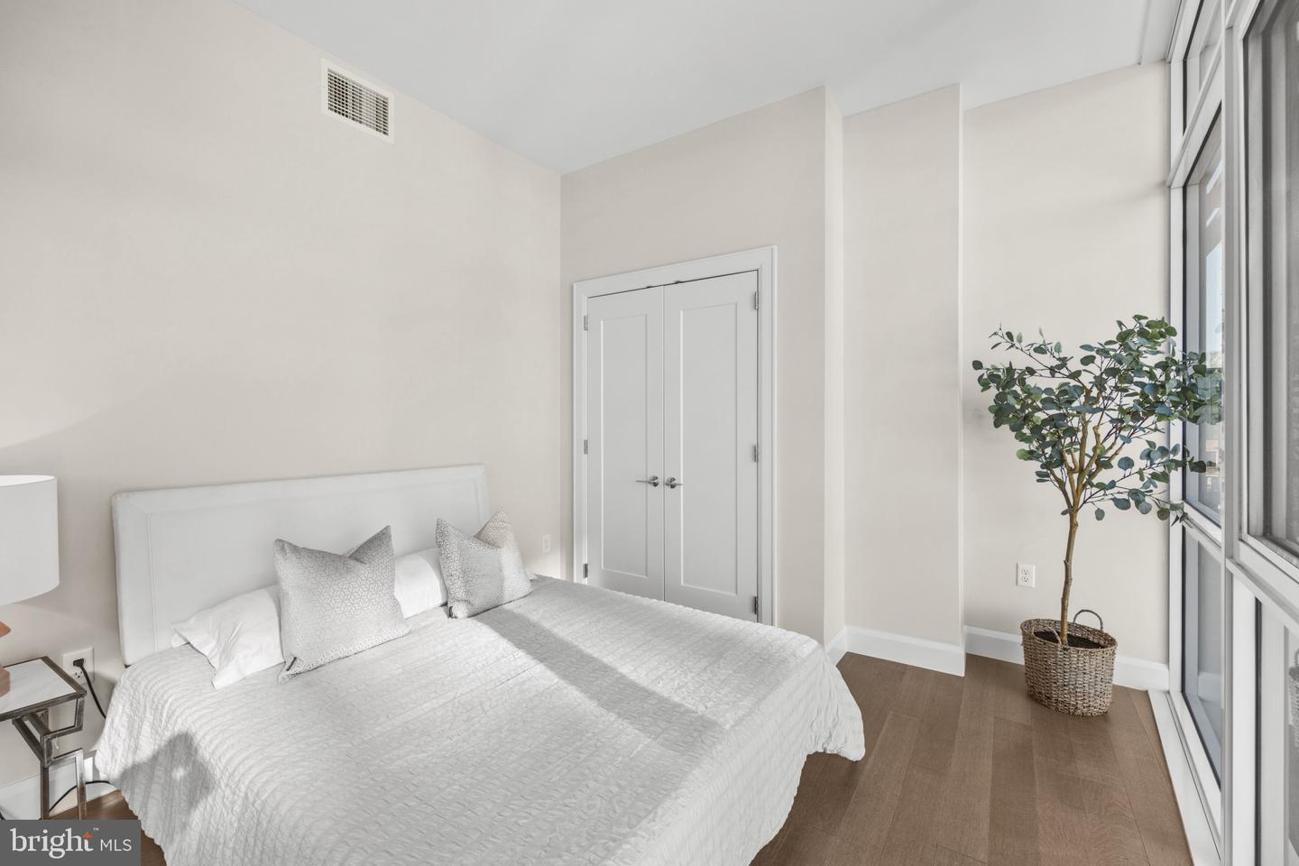 1330 Lancaster St #c601 Property Photo 10