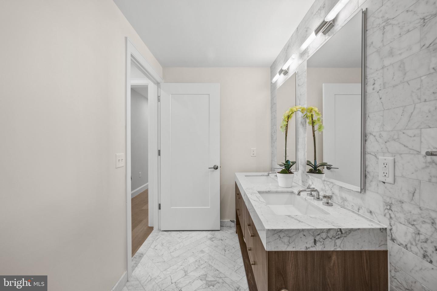 1330 Lancaster St #c601 Property Photo 16