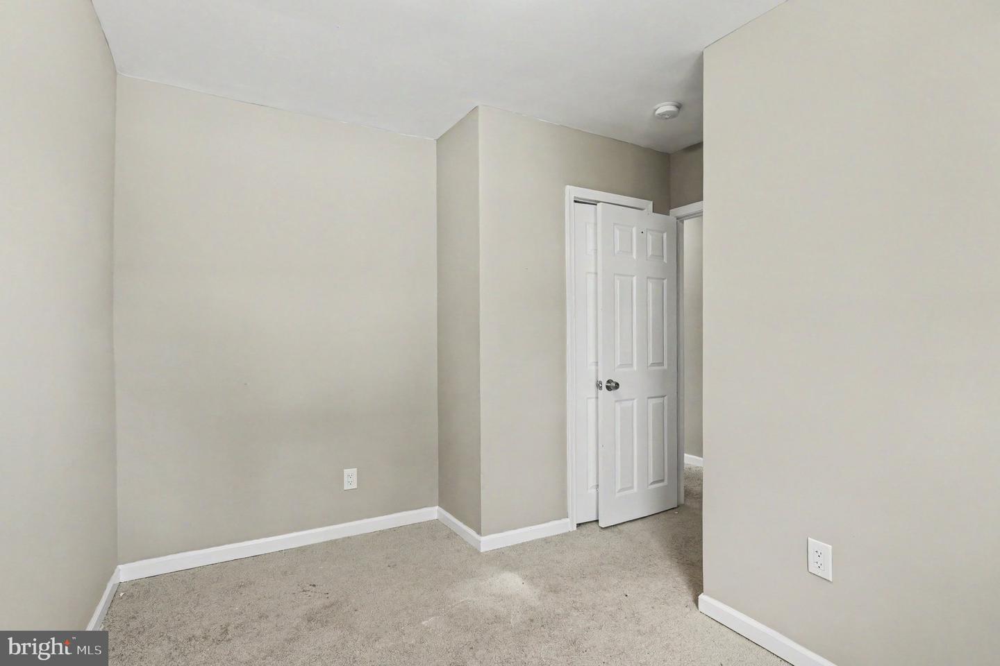 2642 Kennedy Ave Property Photo 12