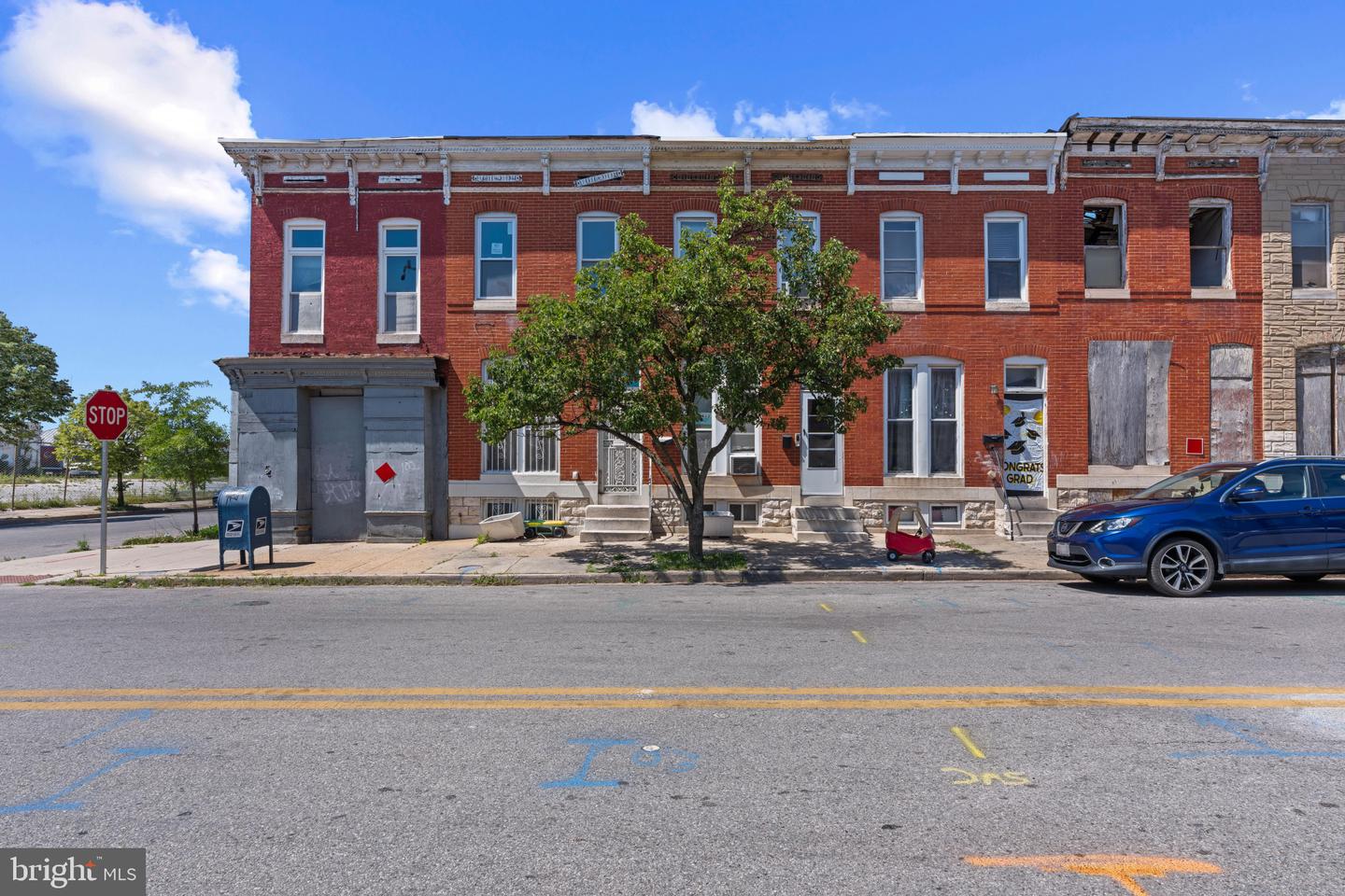 1202 E Lafayette Ave Property Photo 1